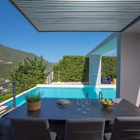 The Dynasty Vila Sivota